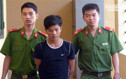 Nữ sinh bị người yêu cũ phóng hỏa thiêu sống phát bệnh "tự kỷ"