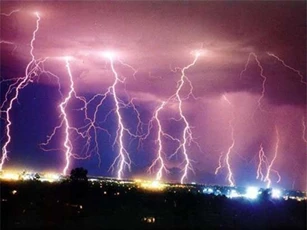 32 người thiệt mạng vì sét đánh bất ngờ