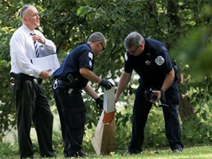 Kinh hoàng phát hiện nhiều phần thi thể trẻ em trong công viên