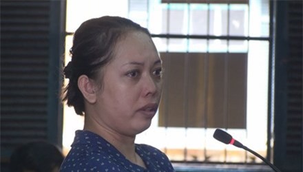 Nữ Việt kiều giấu ma túy trong "vùng kín" lĩnh án