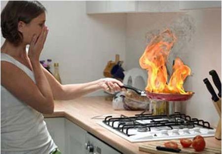 Con gái 25 tuổi không biết rán cá, luộc rau