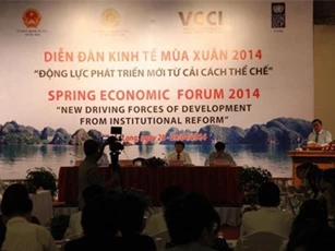 Tham vấn chính sách: Từ diễn đàn, đến nghị trường