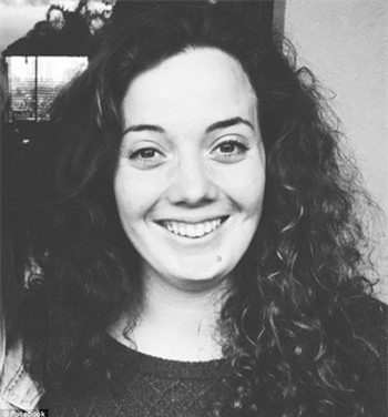 Nữ sinh chết thảm vì mải chụp ảnh "tự sướng" trên vách đá cao 300m