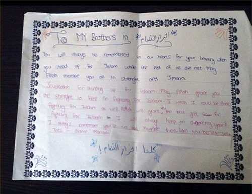 Cô giáo ép học sinh viết thư “ca ngợi” phiến quân IS gây phẫn nộ