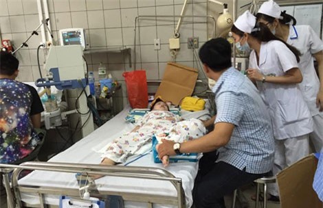 SOS: Gần 30.000 người bị sốt xuất huyết, 18 người tử vong