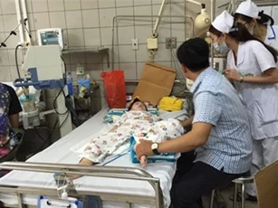 SOS: Gần 30.000 người bị sốt xuất huyết, 18 người tử vong