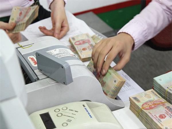 Doanh nghiệp Nhà nước phải định kỳ công bố chế độ tiền lương, thưởng 