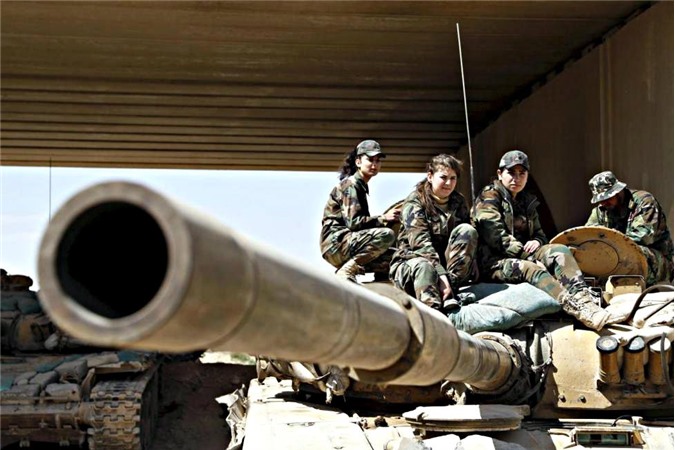 Mỹ cân nhắc đề xuất thảo luận quân sự với Nga ở Syria