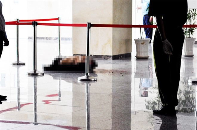 Đồng Nai: Ông lão 70 tuổi nhảy lầu “tự tử”