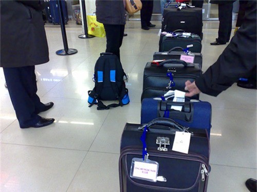 Dùng giấy tờ giả để đi máy bay, nữ hành khách bị phạt 7,5 triệu đồng