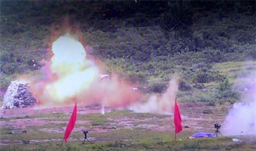 Bắn trình diễn vũ khí mới do Tổng cục Công nghiệp Quốc phòng nghiên cứu, chế thử