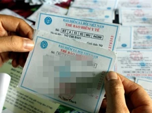 Chỉ thu gộp BHYT 15 tháng nếu học sinh, sinh viên tự nguyện