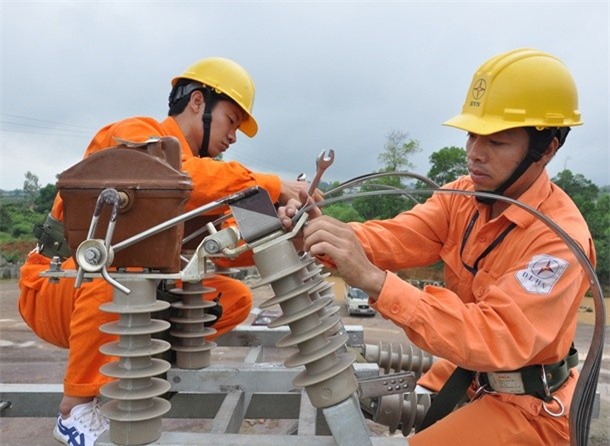Giảm thời gian cấp điện đấu nối vào lưới trung áp xuống còn 10 ngày
