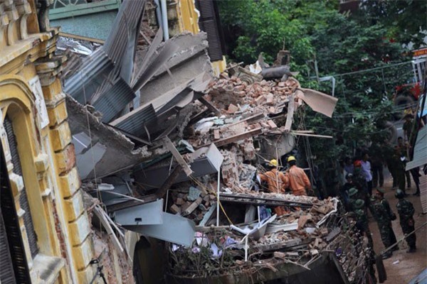 Sập nhà cổ tại Hà Nội: Ban quản lý nói gì?