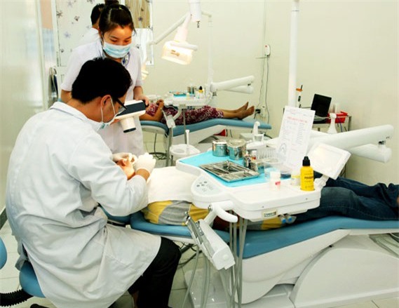 Chất lượng dịch vụ khám chữa bệnh chưa tương xứng với mức tăng giá