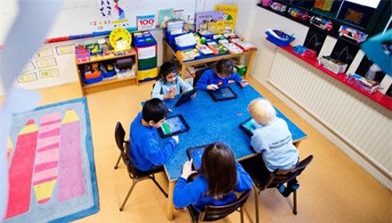 Giật mình trường học yêu cầu học sinh "thử" viết thư tuyệt mệnh