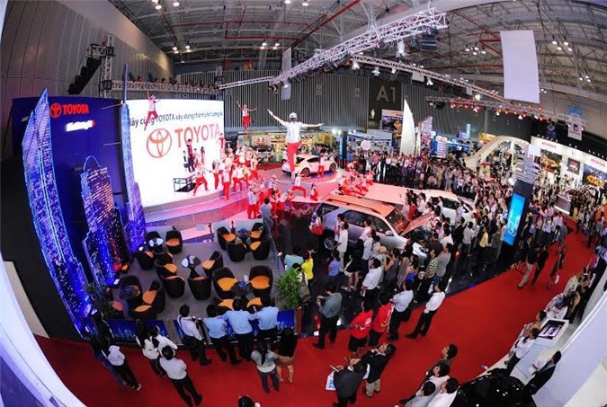 Gần 150 mẫu xe trình làng tại triển lãm ô tô Việt Nam lần thứ 11