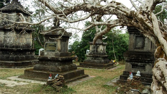 Tới Yên Tử - Vãn cảnh chùa cổ Hồ Thiên