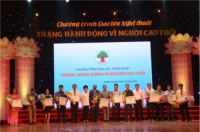 Tưng bừng tháng hành động vì người cao tuổi Việt Nam 