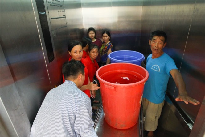 Đường ống nước sông đà vỡ lần thứ 15: Dân có thể khởi kiện