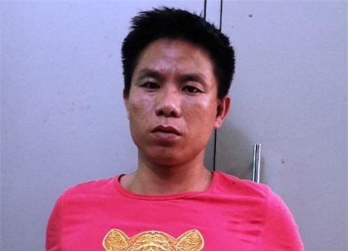 Cháu bị đánh nhập viện, chú cầm dao truy sát người vô can