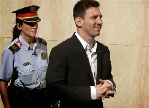 Nóng: Messi hầu tòa, có thể phải ngồi tù 2 năm vì trốn thuế 