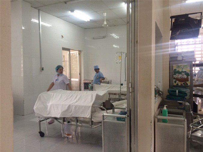 Níu tình bất thành, chồng oán hận tẩm xăng tự thiêu