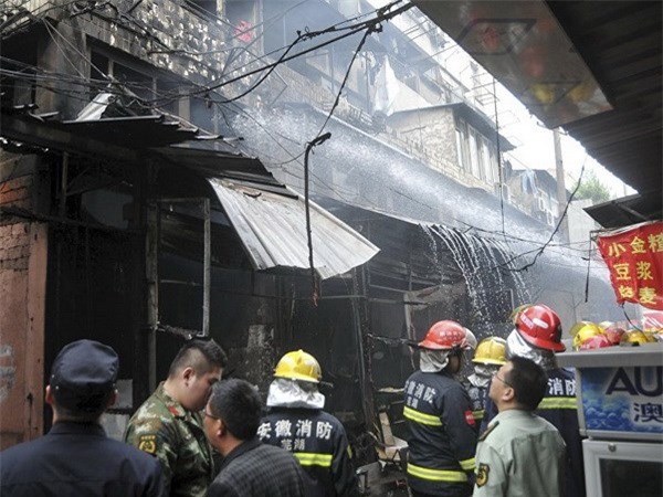 Trung Quốc: 17 người thiệt mạng trong vụ nổ kinh hoàng tại nhà hàng  