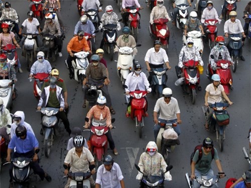 Đề xuất chấm dứt thu phí đường bộ với xe máy