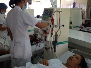 Kì diệu, sản phụ chạy thận nhân tạo vẫn sinh con khỏe mạnh