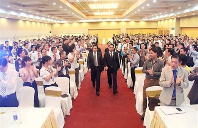 Đổ nợ trăm triệu đồng vì dính 'bẫy' đa cấp