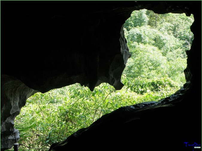Hải Phòng - Kỳ thú động Trung Trang
