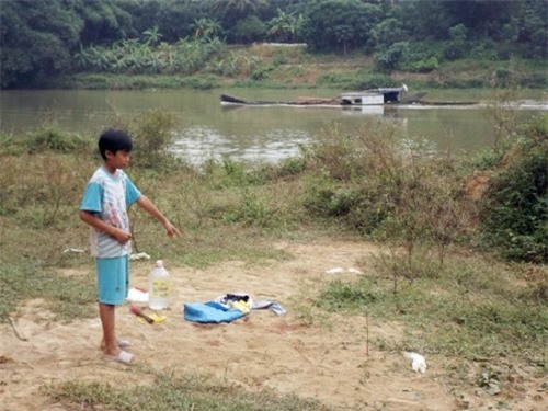 Gã chồng mất nhân tính sát hại vợ khi đang đi chơi