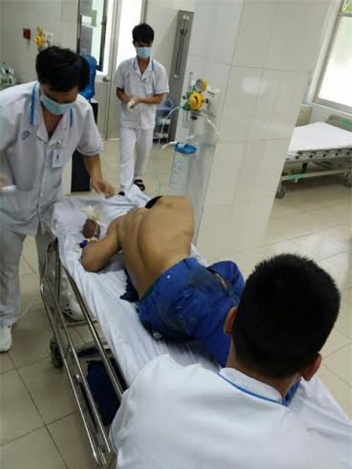 Làm ăn thua lỗ, doanh nhân uống thuốc rửa bồn cầu tự tử