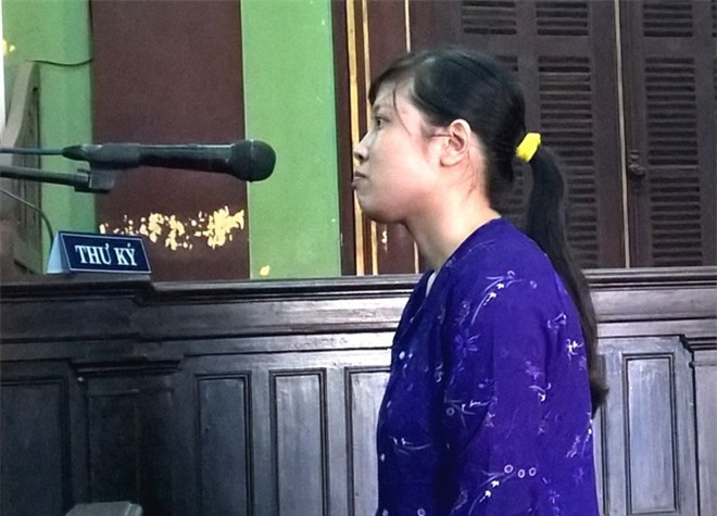 Cháu gái nhẫn tâm giết bà ngoại cướp tài sản