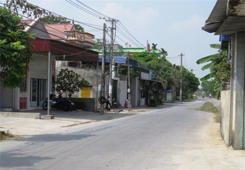 Hùng hổ đánh người vì bị ánh đèn rọi vào mặt, thanh niên bị đâm chết