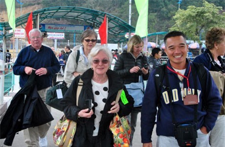 Khách quốc tế đến Việt Nam trong tháng 10 tăng 16,1%