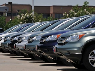 Gần 13.000 tỷ đồng nuôi 40.000 xe công mỗi năm: Chính phủ nói gì?