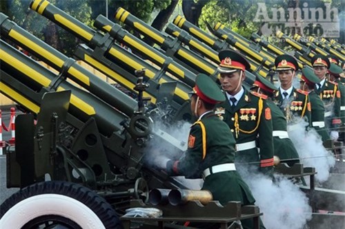 Giải mã nghi thức bắn 21 phát đại bác đón nguyên thủ quốc gia