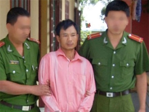 Ăn trộm bị phát hiện, gã thợ xây xuống tay sát hại nữ gia chủ