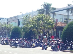 Đồng Nai: 2000 công nhân có khả năng mất việc vì lửa thiêu rụi xưởng