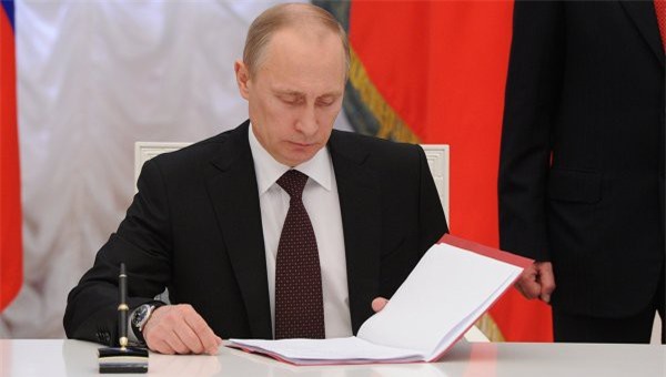 Tổng thống Putin chính thức ký sắc lệnh ngừng mọi chuyến bay tới Ai Cập