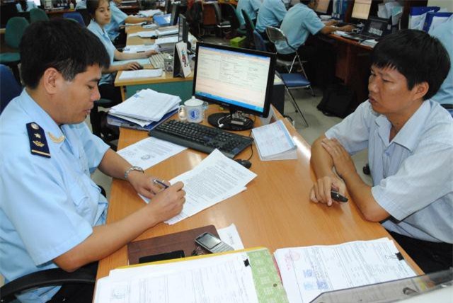 28% doanh nghiệp phải chi phí "bôi trơn" khi làm thủ tục hải quan