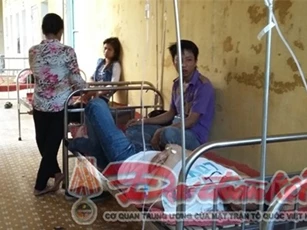 56 công nhân ở Nam Định phải nhập viện vì ngộ độc thực phẩm
