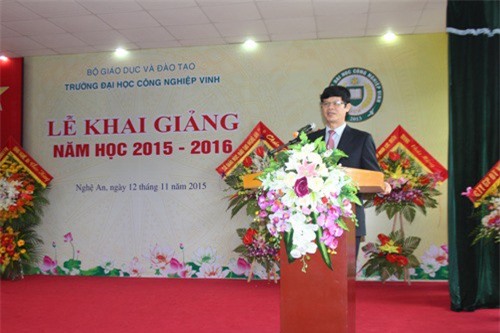 ĐH Công nghiệp Vinh khai giảng năm học mới