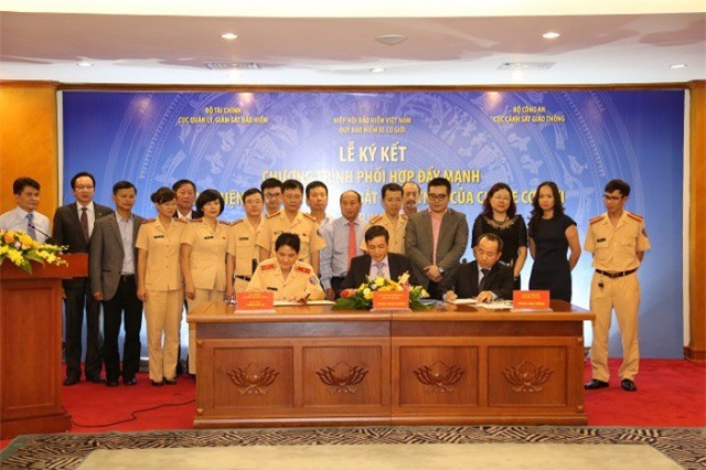 Bồi thường 3,8 nghìn tỷ đồng cho hơn 100.000 vụ TNGT