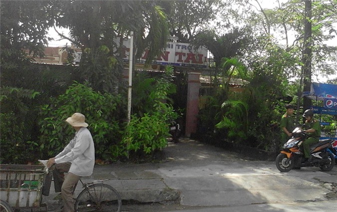 Kinh hoàng phát hiện thi thể cô gái đang phân hủy trong phòng trọ