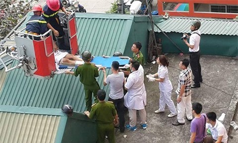 Nam thanh niên ngáo đá nhảy từ tầng 5 nhà nghỉ