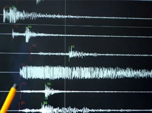 Nhật Bản: Dân bất an vì động đất mạnh 7 độ Richter rung lắc mạnh