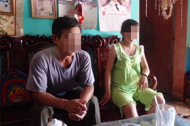 Quan xã mất chức vì nhiều lần cưỡng bức khiến nữ sinh có thai